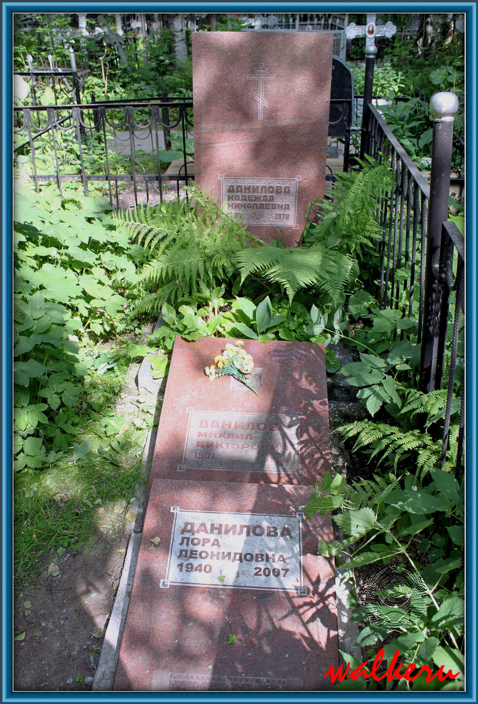 Могила Данилова М.В. на Большеохтинском кладбище