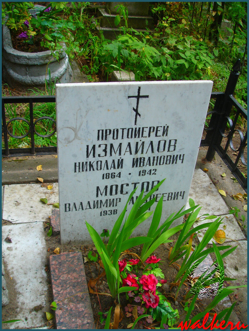 Могила Измайлова Н.И. на Большеохтинском кладбище