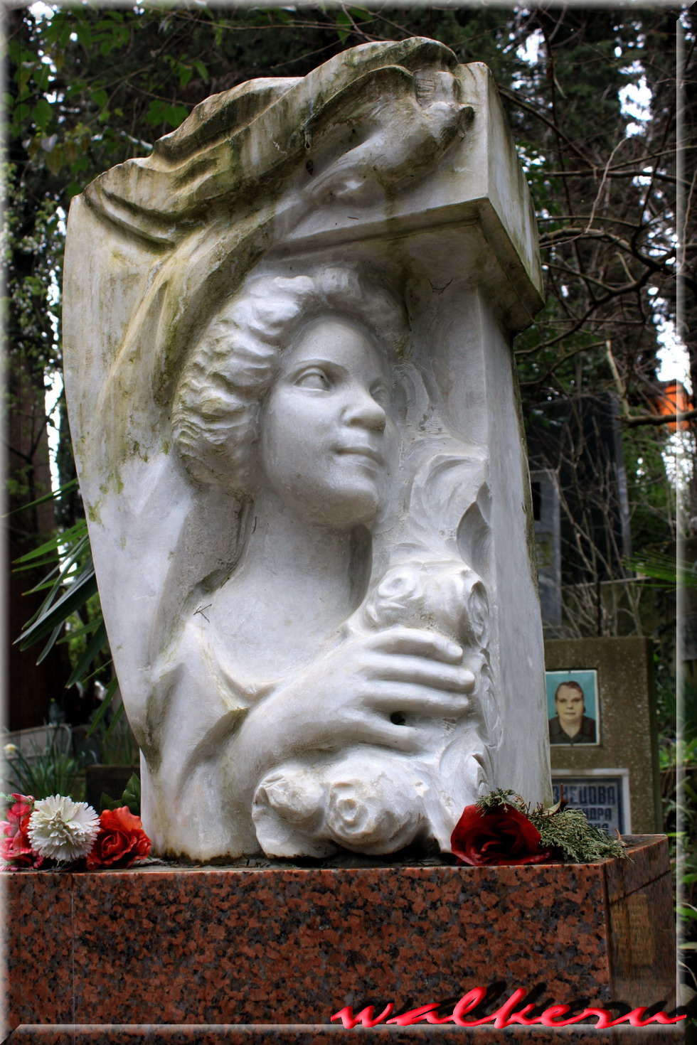 Могила Барсовой В.В. на Сочинском кладбище