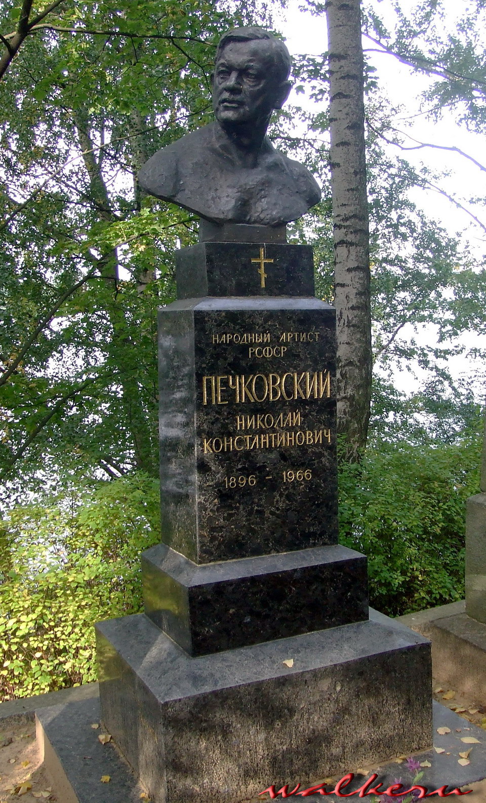 Могила Печковского Н.К. на Шуваловском кладбище